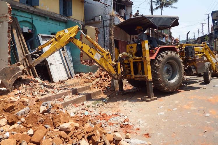 ಮಹದೇವಪೇಟೆ ರಸ್ತೆ ವಿಸ್ತರಣೆ: ನಗರಸಭೆಯಿಂದ ಕಟ್ಟಡಗಳ ತೆರವು